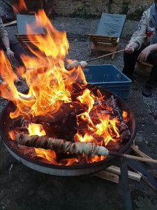 Lagerfeuer vor den Osterferien